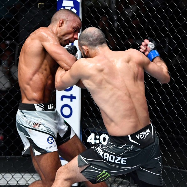 ufc fight night Chikadze vs Kattar