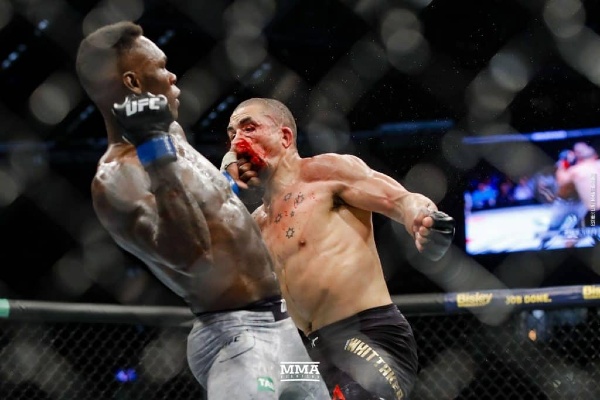 pronostico ufc 271