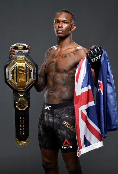 ufc 276 Israel Adesanya campione pesi medi 
